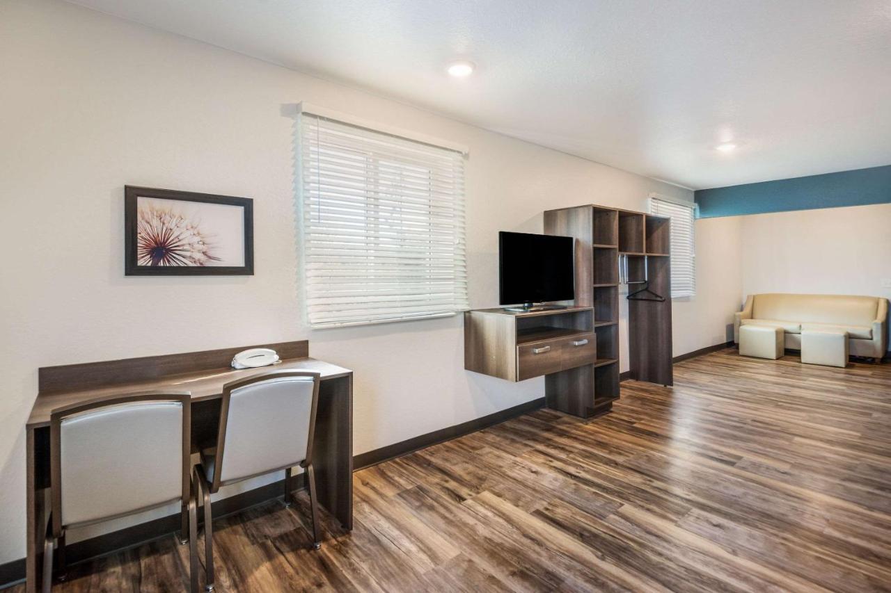 Woodspring Suites Bradenton Exterior photo